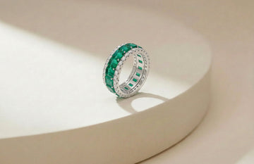 Emerald and diamond ring
